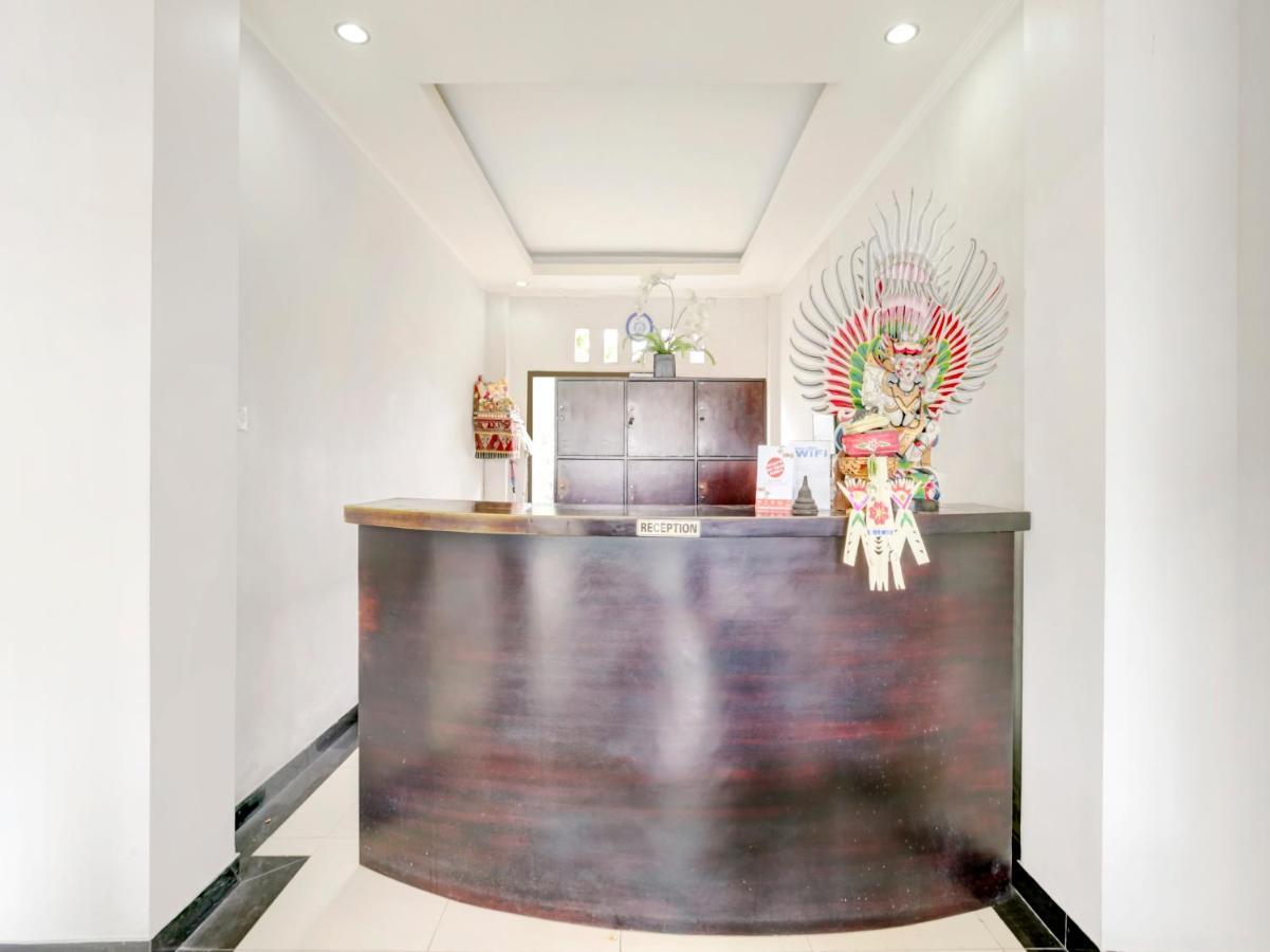 Hotel Warta Dua Денпасар Екстериор снимка