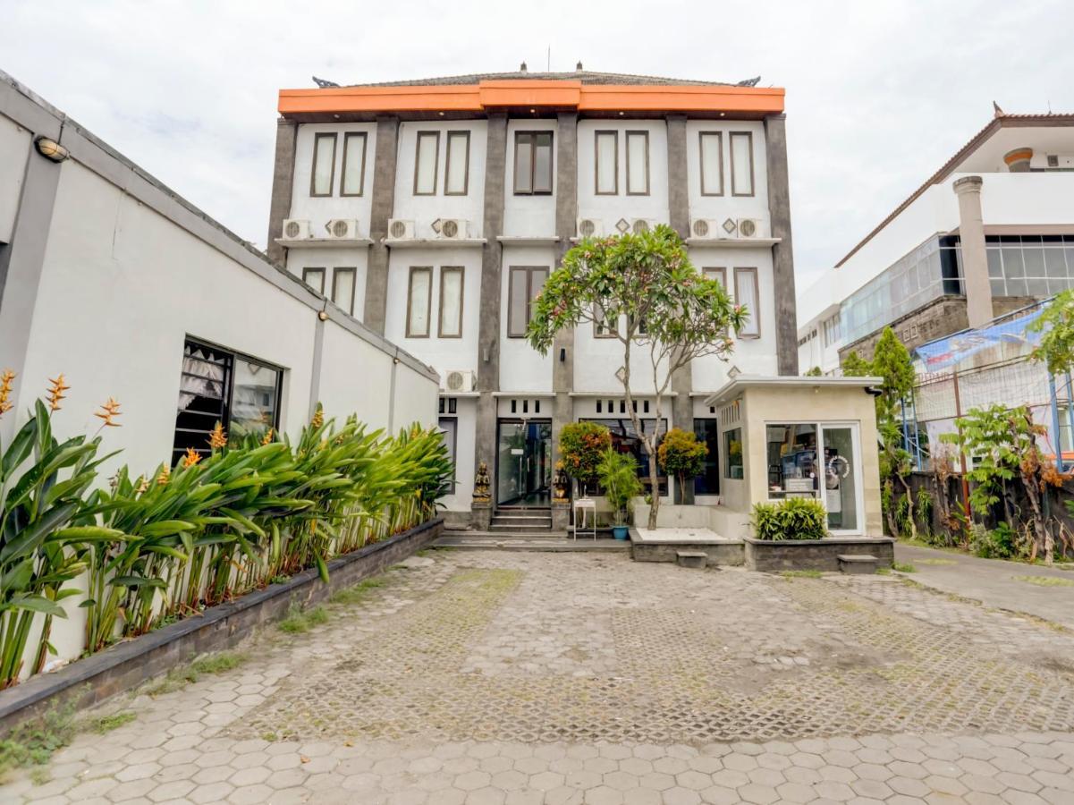 Hotel Warta Dua Денпасар Екстериор снимка