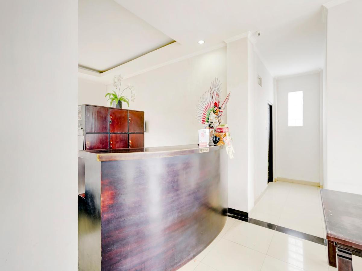 Hotel Warta Dua Денпасар Екстериор снимка